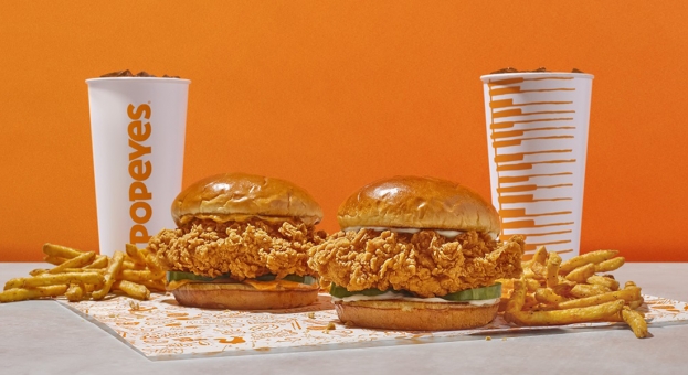 Popeyes inaugura un nuevo restaurante en Granada